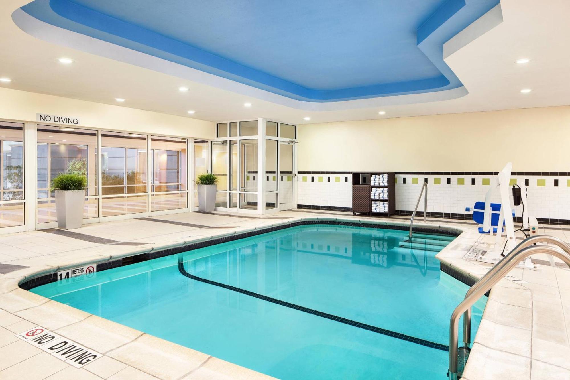 Fairfield Inn And Suites By Marriott Plainville Eksteriør billede